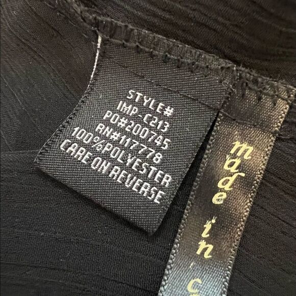 LOVE STITCH Black Flowy Embellished Deep Ab Flutter Sleeve Loose Fit Top S - Picture 7 of 8